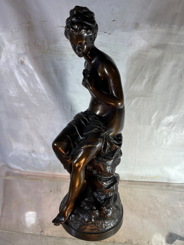 D’après Mathurin Moreau - 雕塑, Nymphe au bain - 47 cm - 铜绿青铜 #2.1