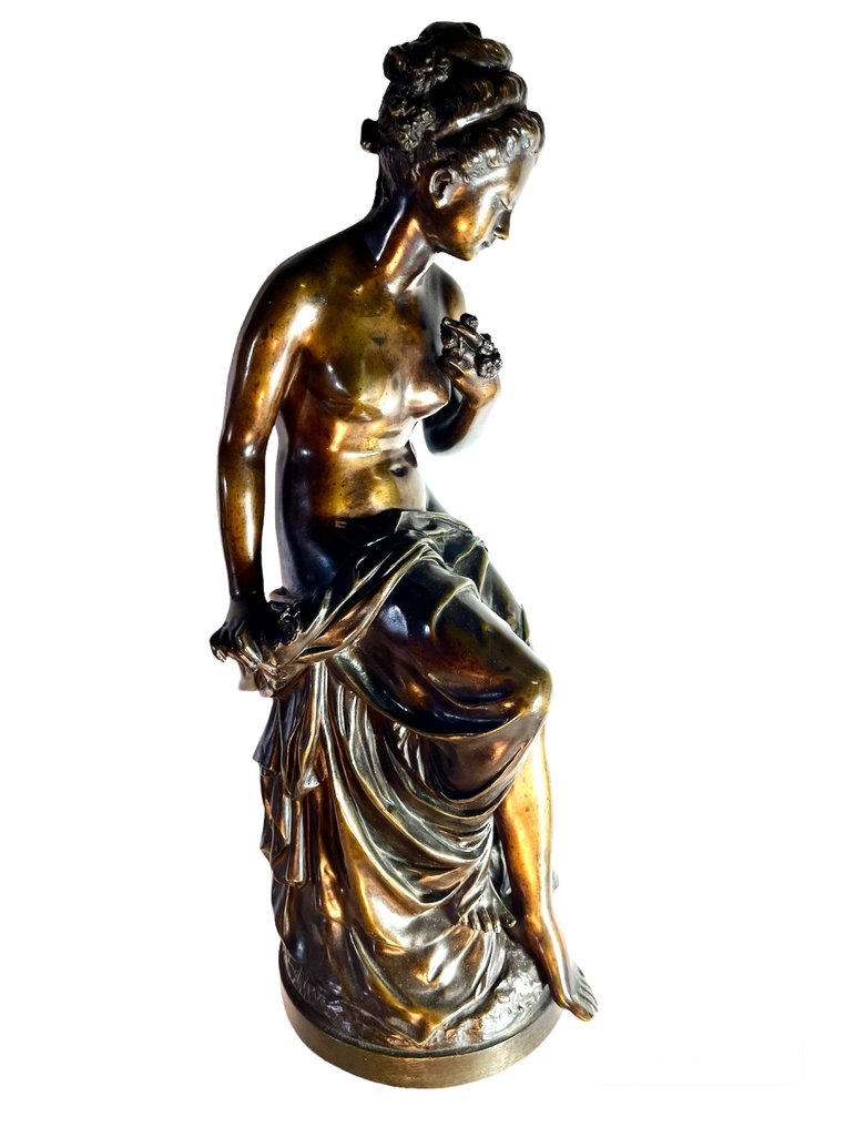 D’après Mathurin Moreau - 雕塑, Nymphe au bain - 47 cm - 铜绿青铜 #1.1