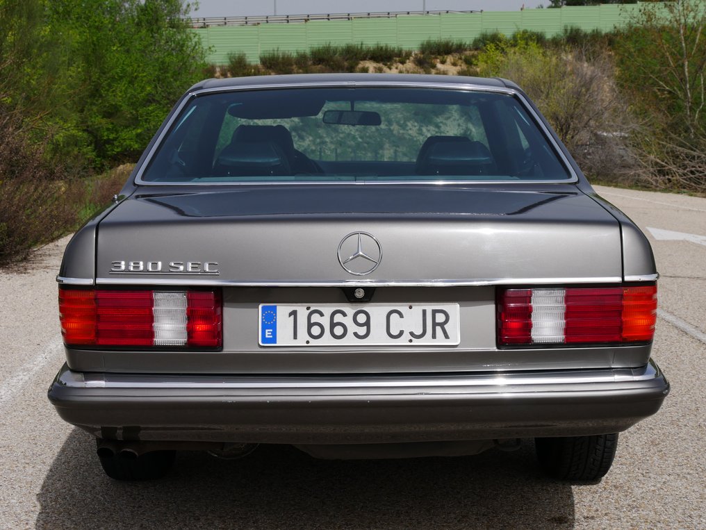 Mercedes-Benz - 380SEC - 1985 #2.2