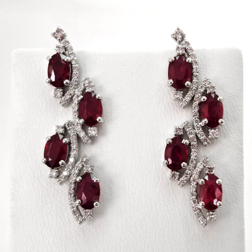 4.00 ct Red Ruby & 1.00 ct N.Fancy Pink Diamond Earrings - 4.92 gr - Σκουλαρίκια - 14 καράτια Λευκός χρυσός Ρουμπίνι #1.1