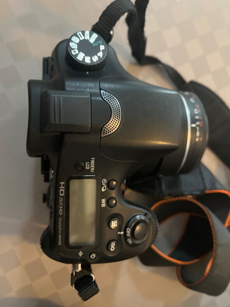 Sony Alpha 77 + DT 50mm F1.8 Digital SLR-kamera (DSLR) #2.1