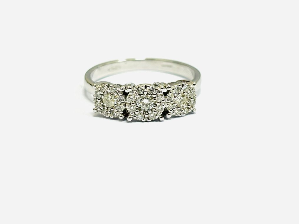 Ring - 18 karat Hvitt gull -  0.85 tw. Diamant  (Naturlig)  #1.1