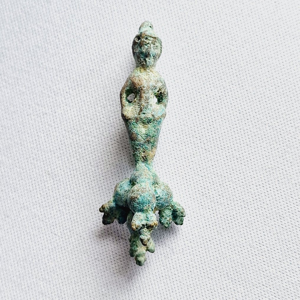 健馱邏國 青銅色 一對描繪女神的耳環 - 46.1 mm #2.1