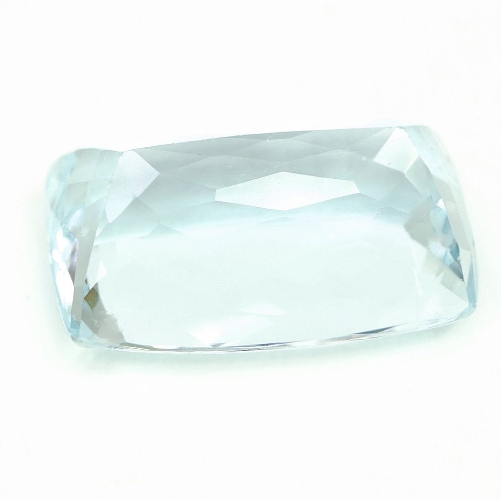 Akvamarin  - 18.72 ct - International Gemological Institute (IGI) #4.3