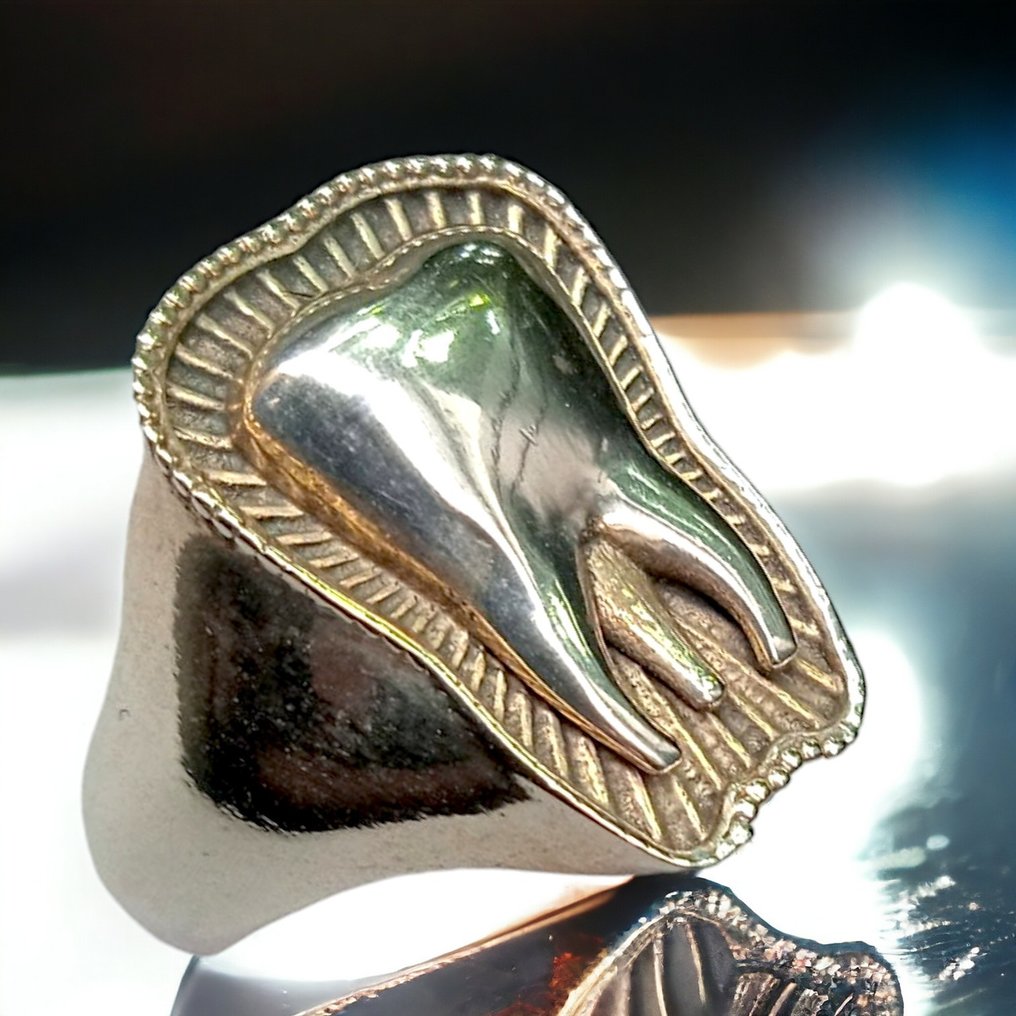 Anello dente in argento 925  - Diorama #1.2