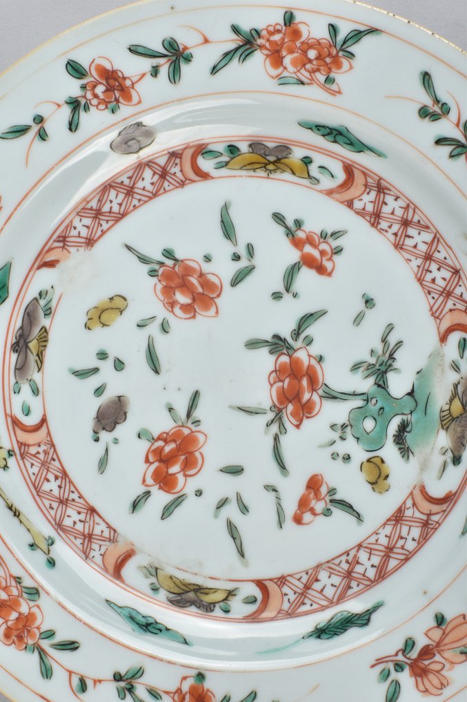 Tallerken - decorated in the famille verte palette with flowers - Porcelæn #2.1