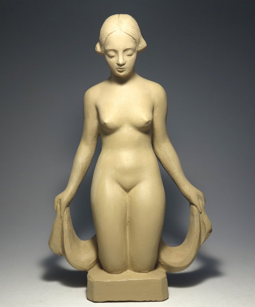 László Kőműves - 雕塑, Art Deco Woman with Veil (28,5cm) - 28.5 cm - 陶瓷 - 1930 #1.1