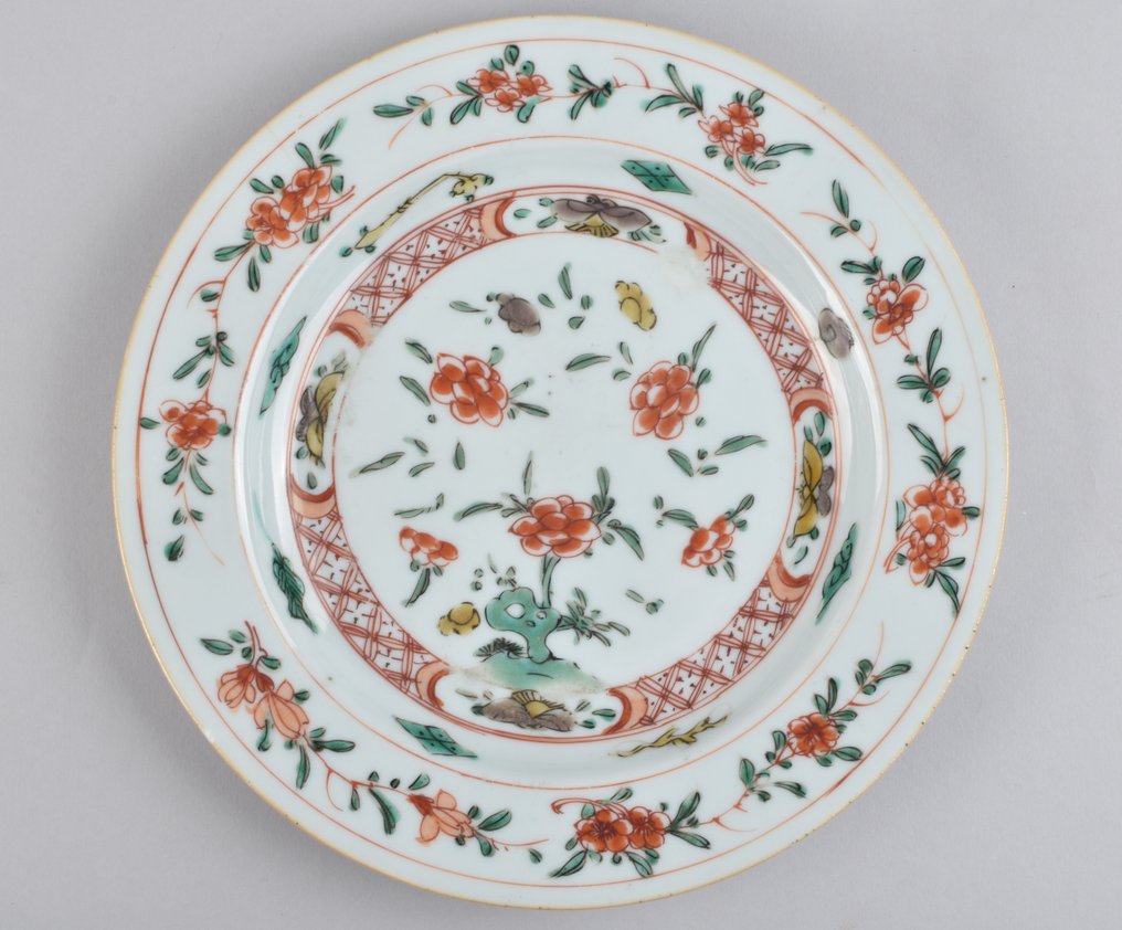 Tallerken - decorated in the famille verte palette with flowers - Porcelæn #1.1