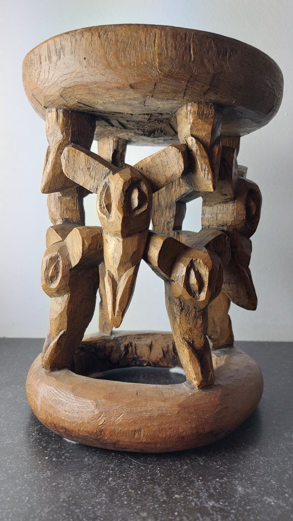Bamileke stol med flagermus - Andet - Mandakwe - Cameroun  (Ingen mindstepris) #1.2