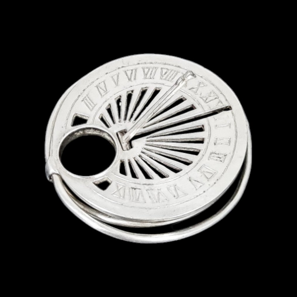 Mappin & Webb (1973) Reloj de sol - Clip para billetes Mappin Paris de plata de ley en forma de reloj de sol de bolsillo de viaje - Plata, Plata .925 #1.1