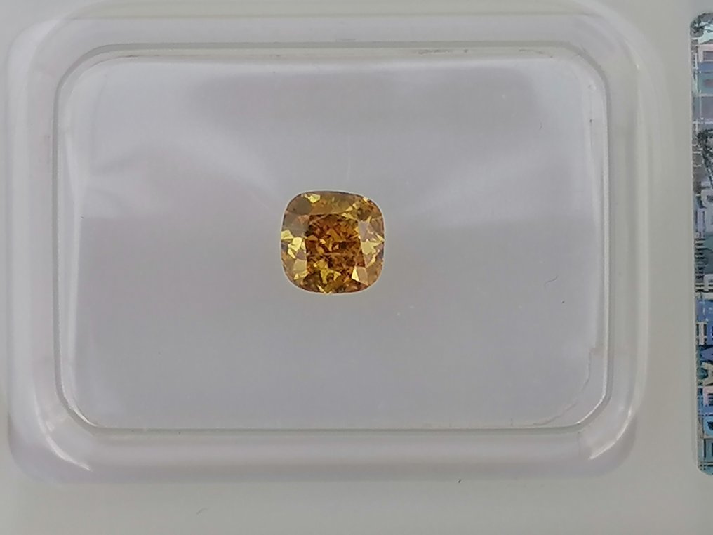 1 pcs Diamant - 0.50 ct - Coussin - fancy intens orange yellow - SI2 #2.1