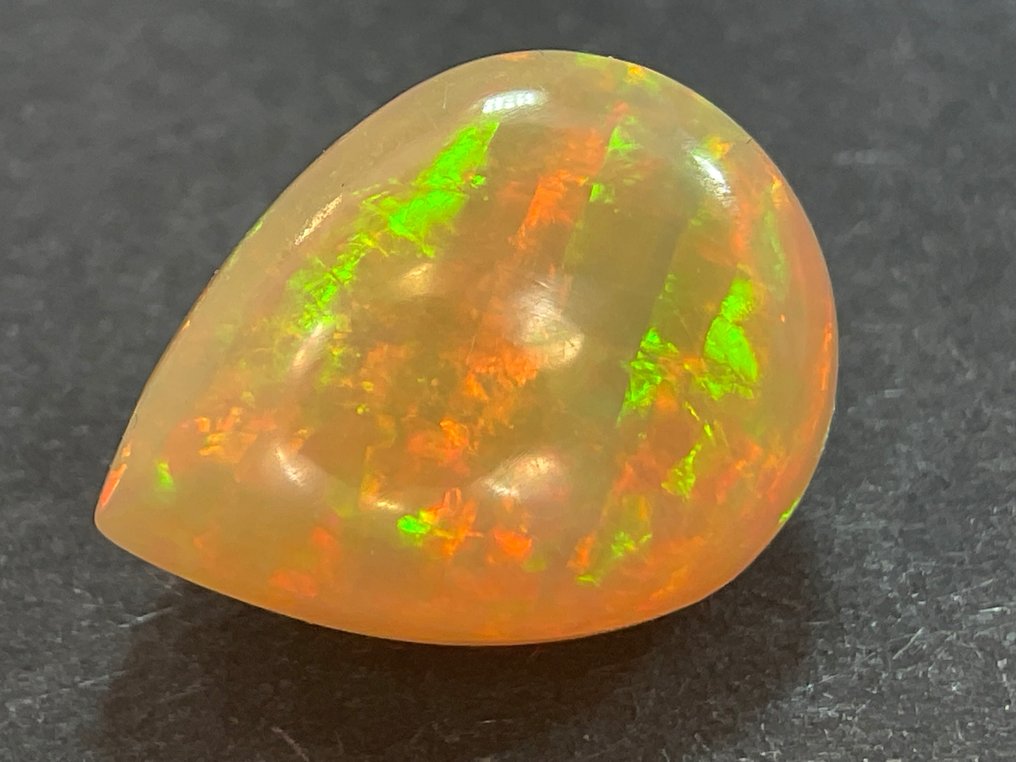 Orange+ Farvespil (Vivid) Fin farvekvalitet + krystalopal - 3.78 ct #3.1