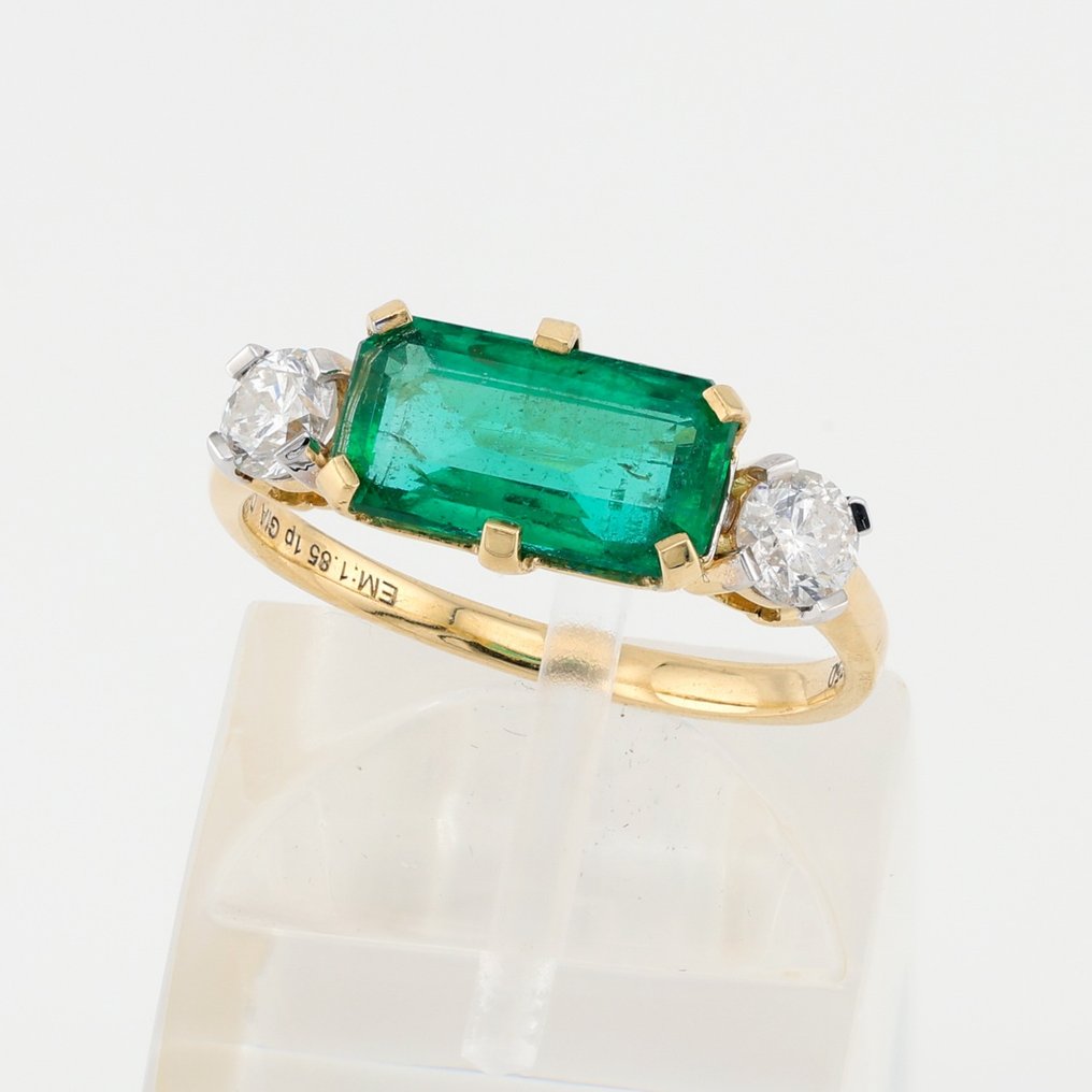 [GIA Certified]-Emerald (1.85) Cts Diamond (0.40) Cts (2) Pcs - 戒指 - 18K包金 白金, 黄金  #1.2