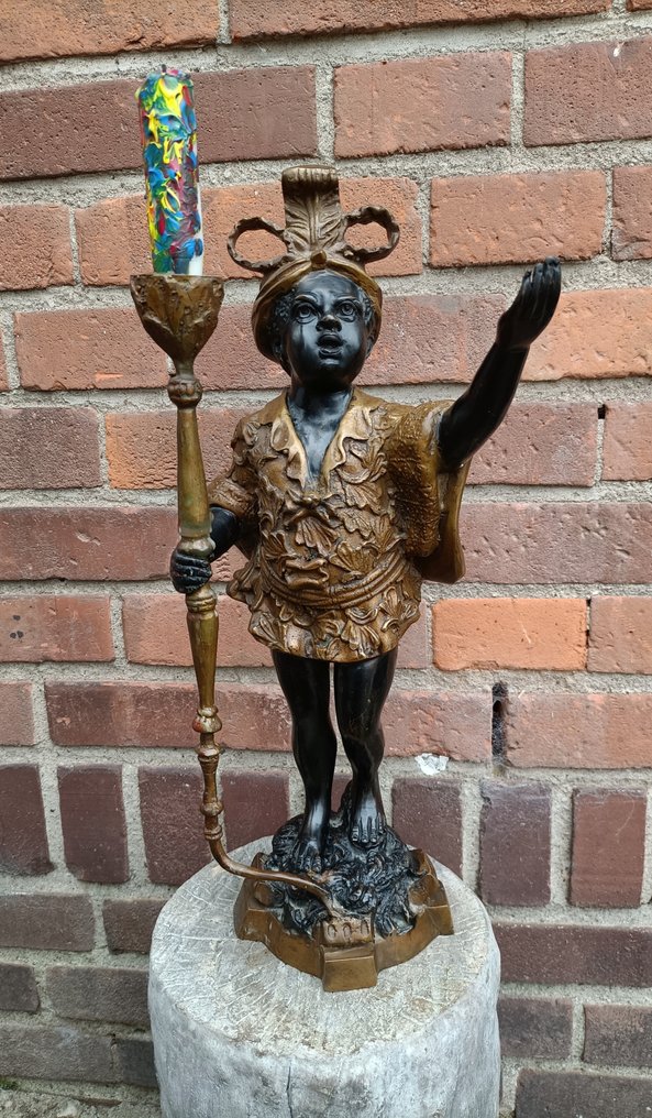 Figur - Moorse Jongeman met kaarsenhouder - Bronze #1.1