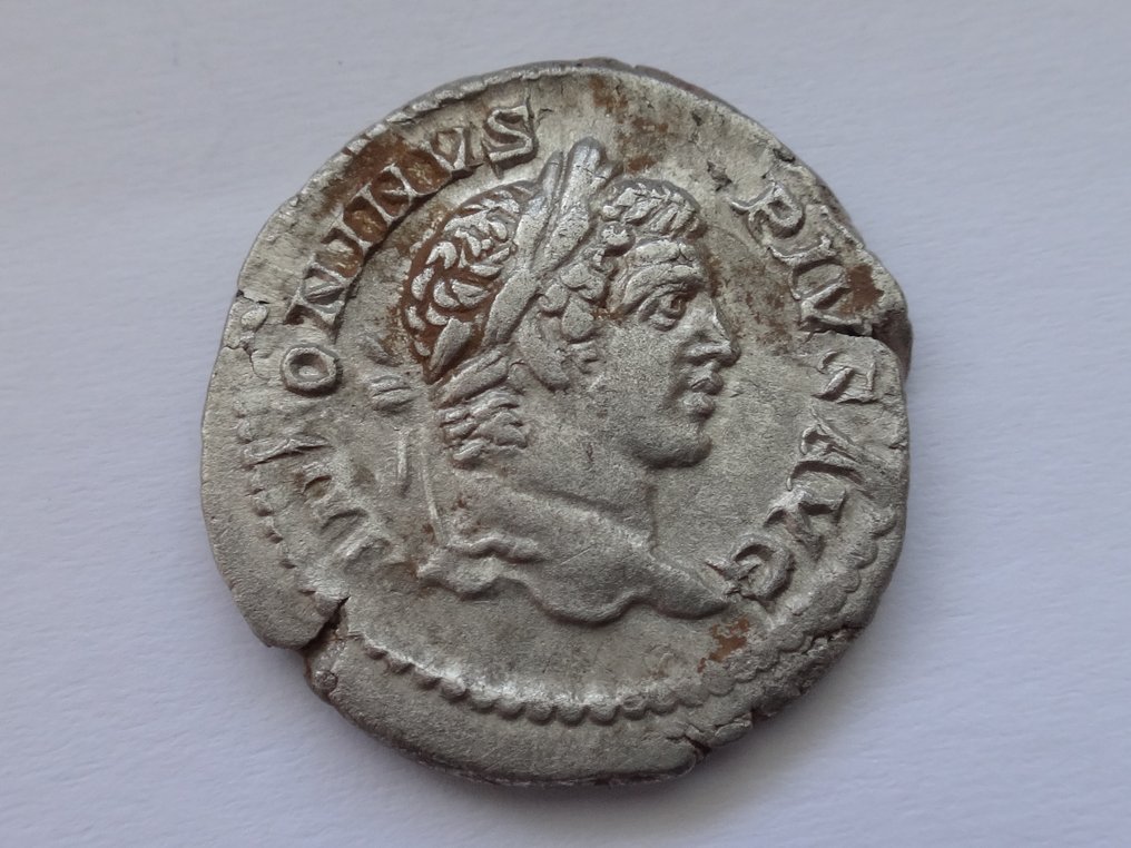Roman Empire. Caracalla (198-217). Denarius #2.1