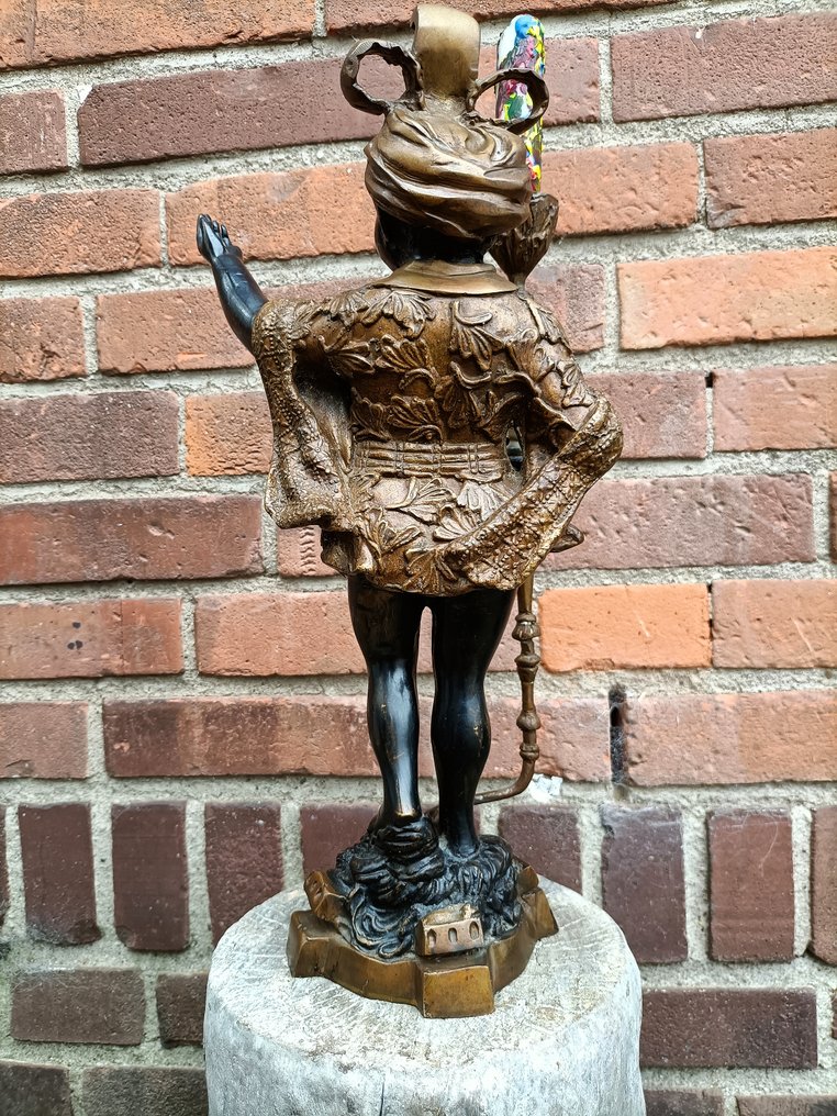Figur - Moorse Jongeman met kaarsenhouder - Bronze #2.1