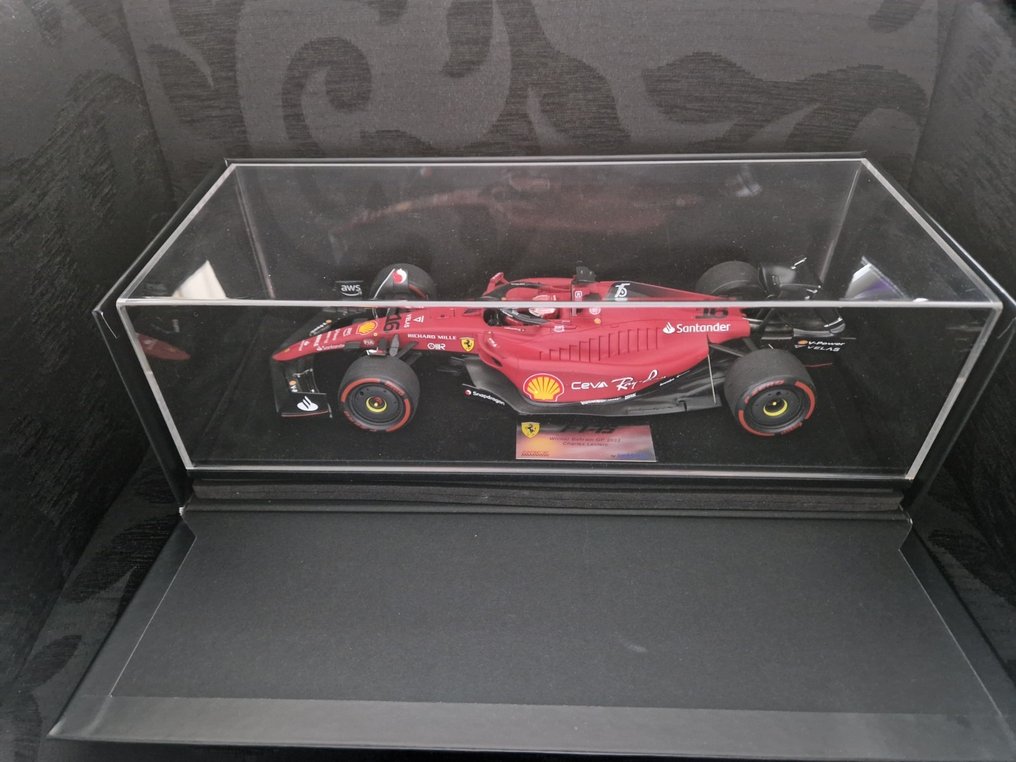 Look Smart 1:18 - Modellauto -Scuderia Ferrari F1-75  Charles Leclerc #1.2