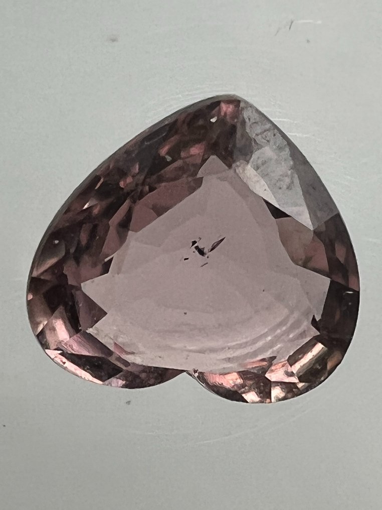 Roze Saffier  - 0.72 ct - Antwerp Laboratory for Gemstone Testing (ALGT) - Geen verwarming - Intens roze #2.2