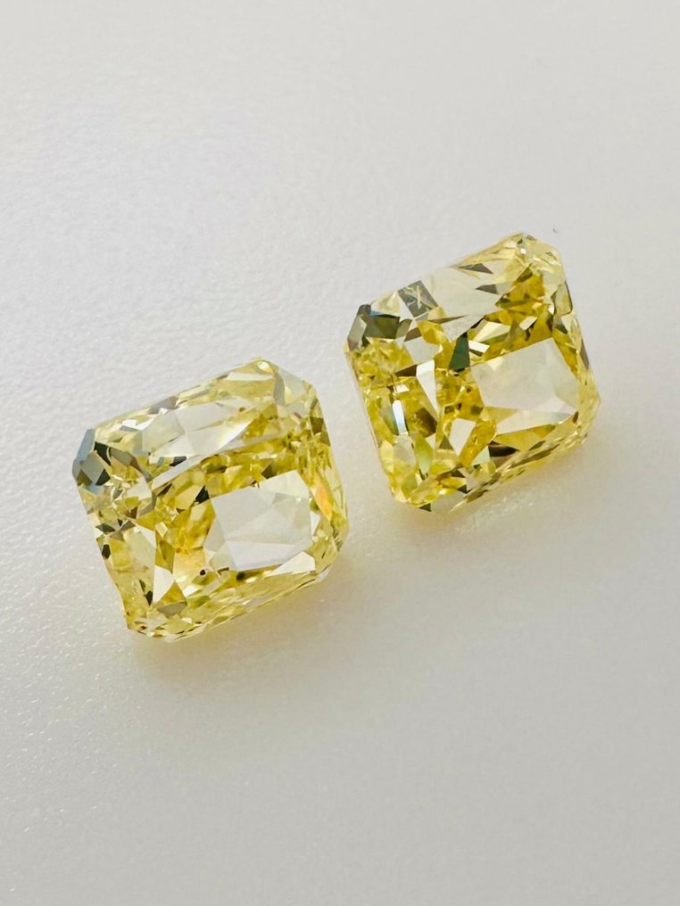2 pcs 钻石 - 1.52 ct - 明亮型 - 中彩黄 - 证书上未提及 #2.2