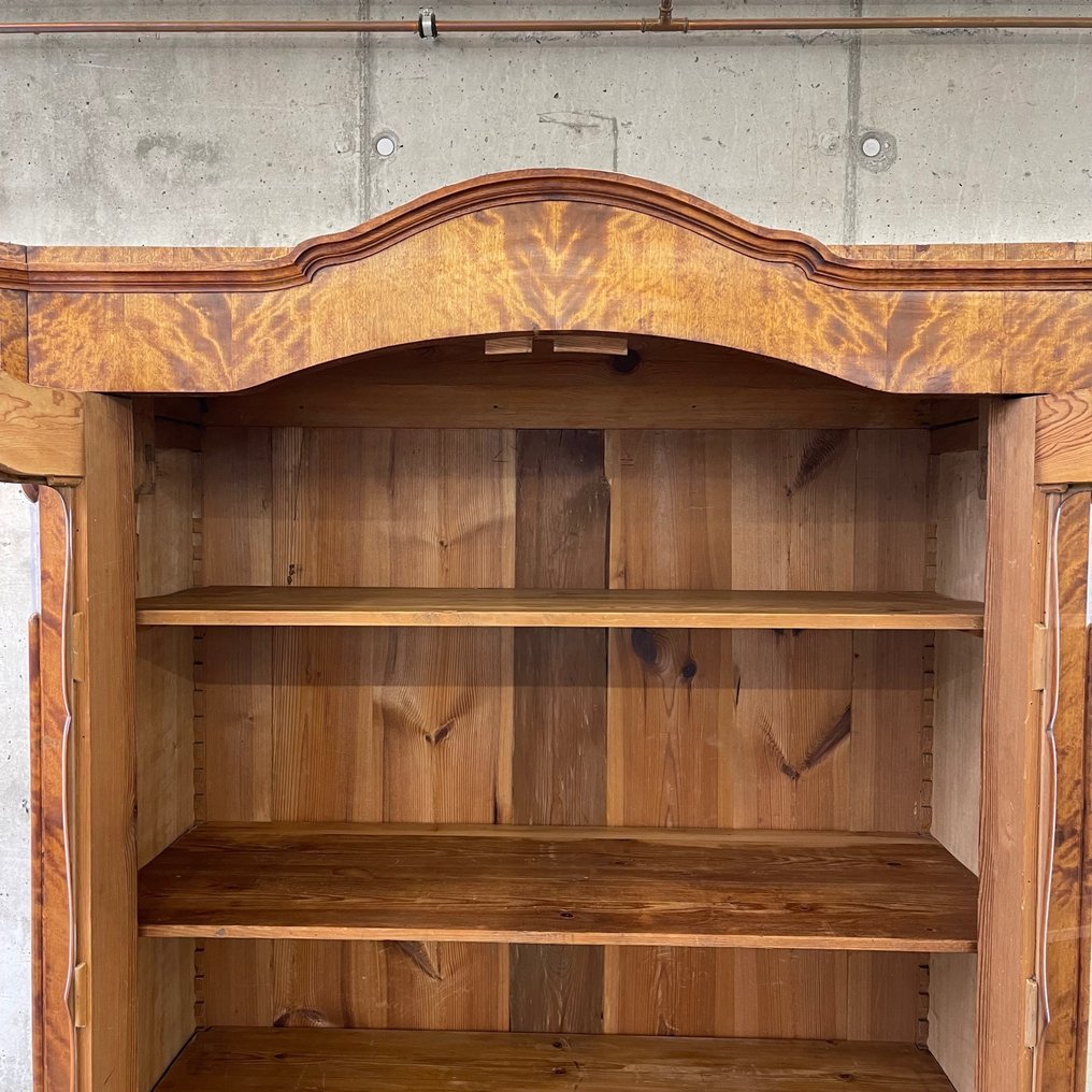 Display cabinet - Burrwood #2.1