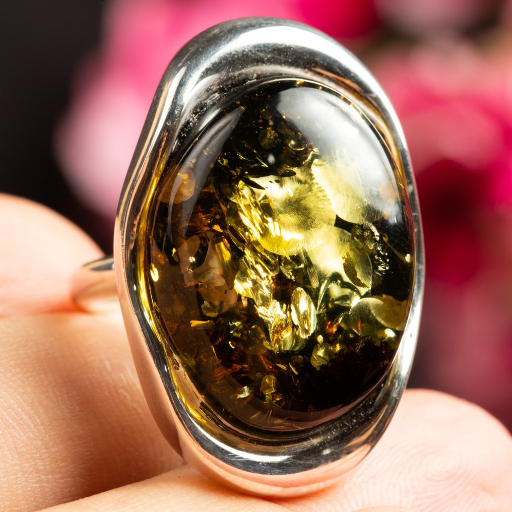 Baltische Amber Zilveren Ring Met Amber Edelsteen. - Hoogte: 35 mm - Breedte: 33 mm- 15 g #1.1