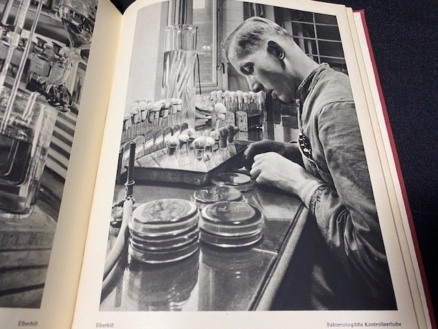 Dr. Paul Wolff - 75 Jahre Bayer 1863-1938 (FACTORY PHOTOBOOK) - 1938 #2.1