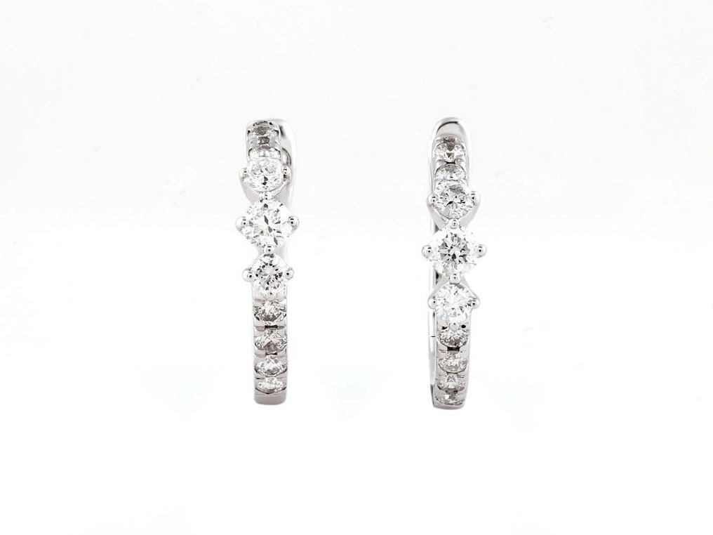 Earrings - 18 kt. White gold -  0.32ct. tw. Diamond  (Natural) #1.1