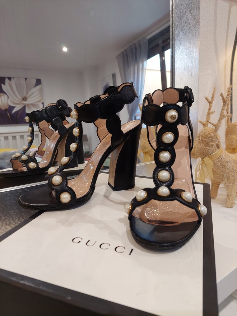 Gucci - Sandaalit - Koko: Shoes / EU 38 #1.1