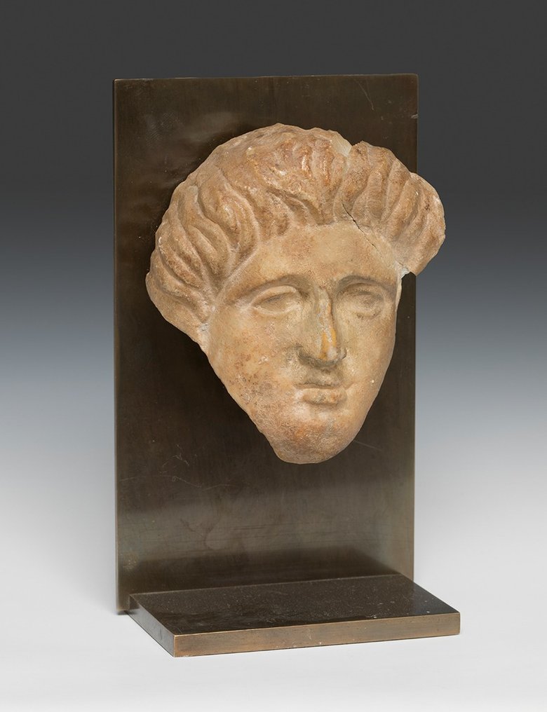 Roma Antiga Cabeça de mármore de um jovem. 12 cm H. cabeça - 12 cm #1.1