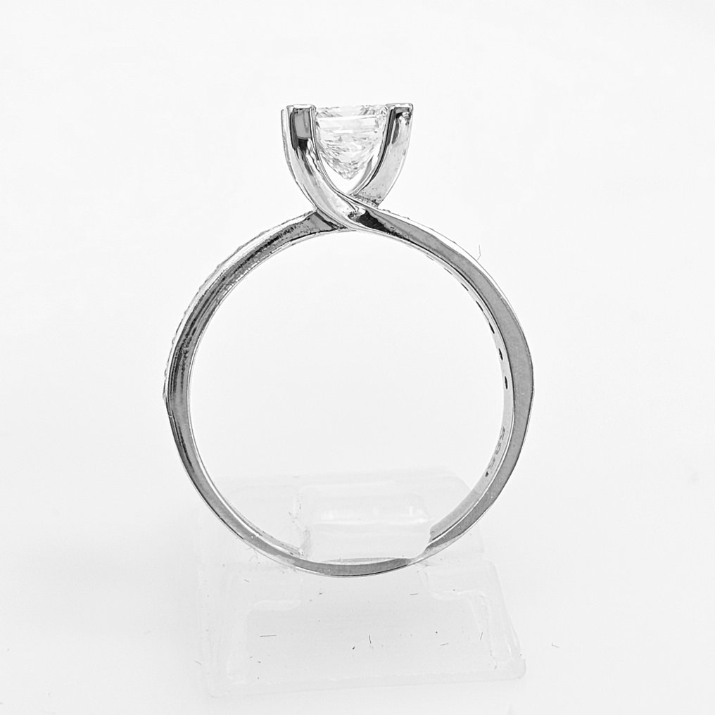 Verlovingsring Witgoud Diamant  (Natuurlijk) - Diamant  #3.2