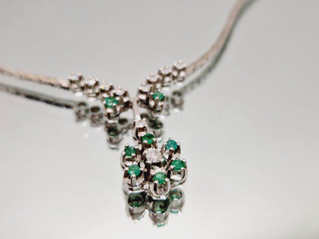 吊坠项链 白金 钻石  (天然) - 祖母绿  #3.2