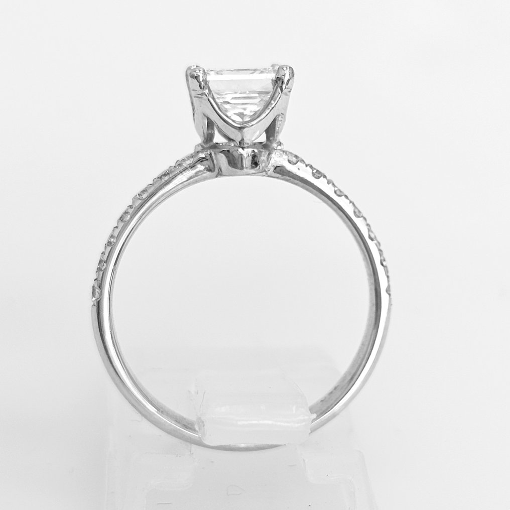 Pierścionek zaręczynowy Białe złoto Diament  (Naturalny) - Diament  #3.2