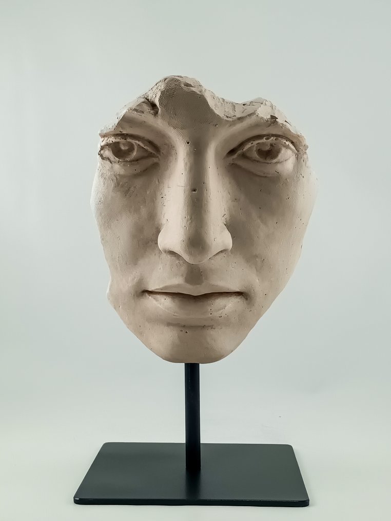 Φιγούρα - Τεμάχιο κλασικού ελληνικού προσώπου, κατασκευασμένο από γύψο, σκαλιστήλα και σκόνη μαρμάρου. #1.0