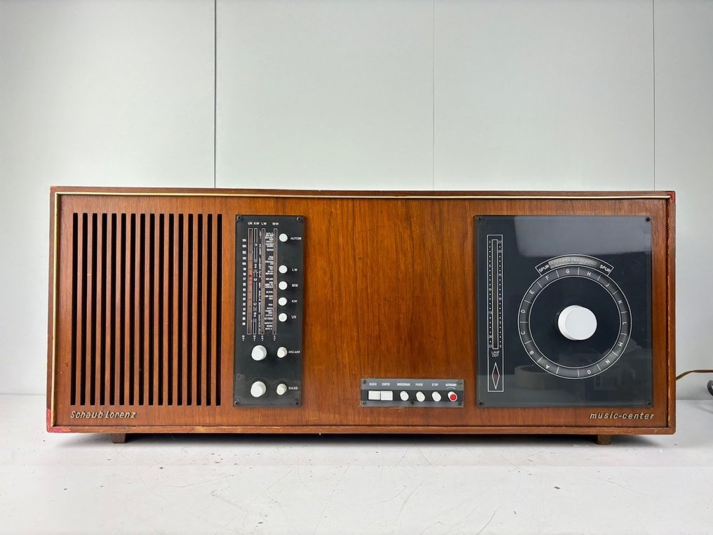 Schaub Lorenz - Music Center 5001 - (60s) Rádio #1.1