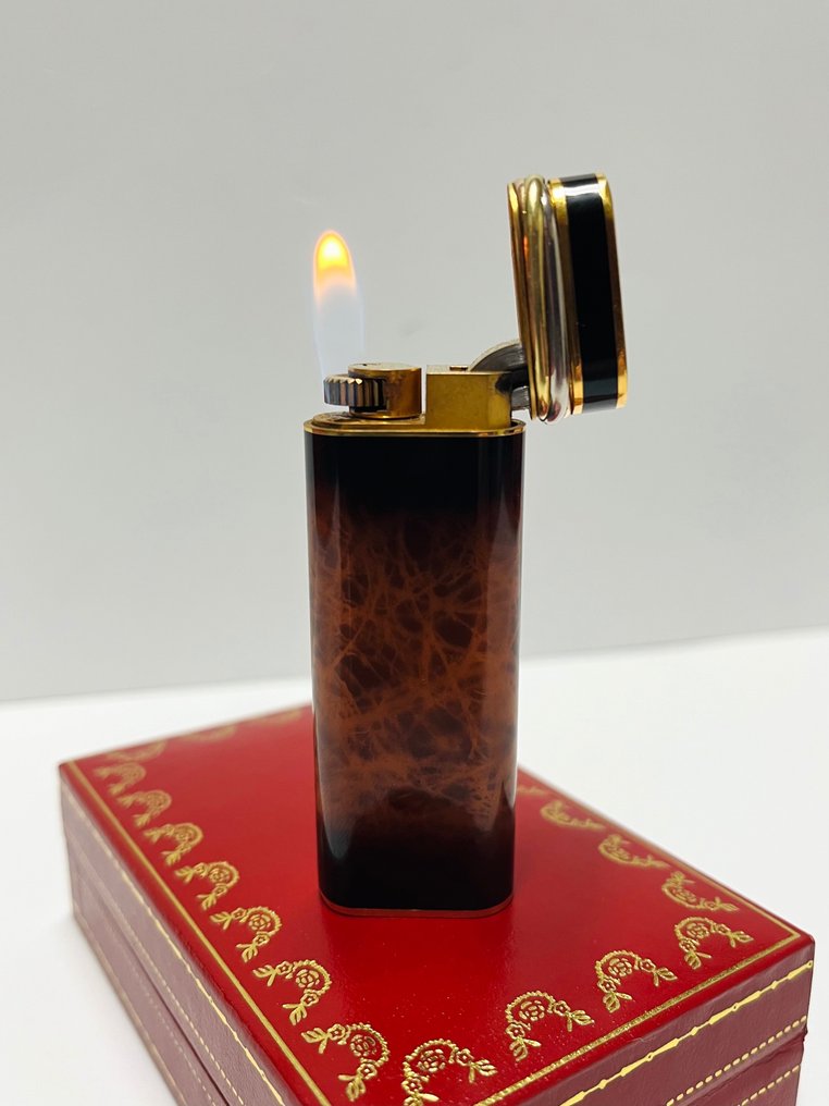Cartier - Must de Cartier - Trinity Oval flame lacquer - Lighter - Gold-plated, Lacquer #1.2