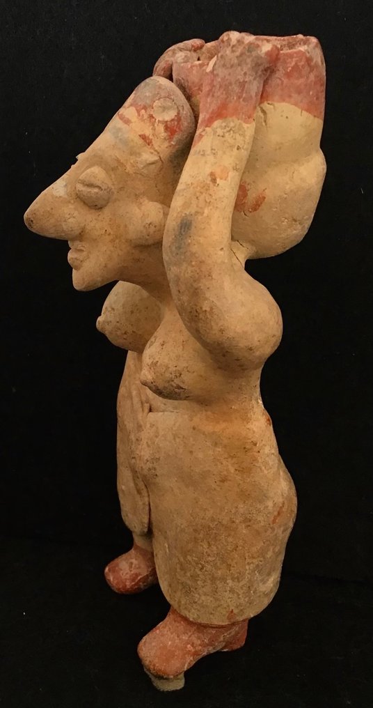 Jalisco-kultur - kvindelig figur, der bærer en stor gryde - Mexico - Keramik Figur #1.2