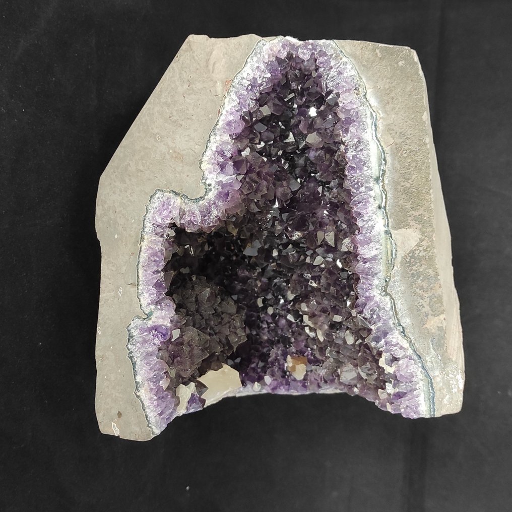Amethyst 晶洞 - 高度: 18 cm - 闊度: 16 cm- 5.38 kg #2.1
