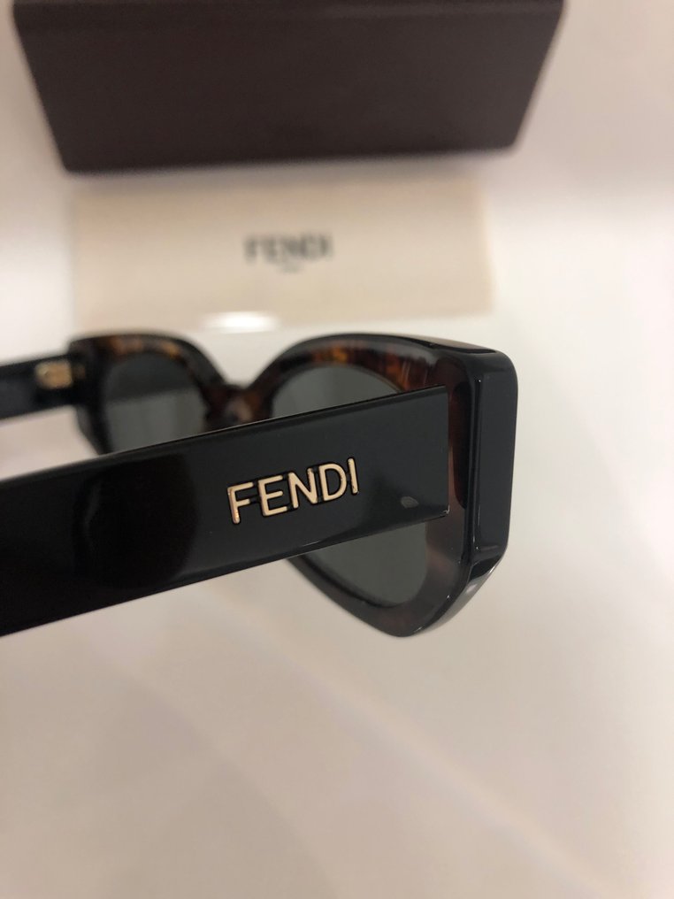 Fendi - FE40018I - Zonnebril #3.1