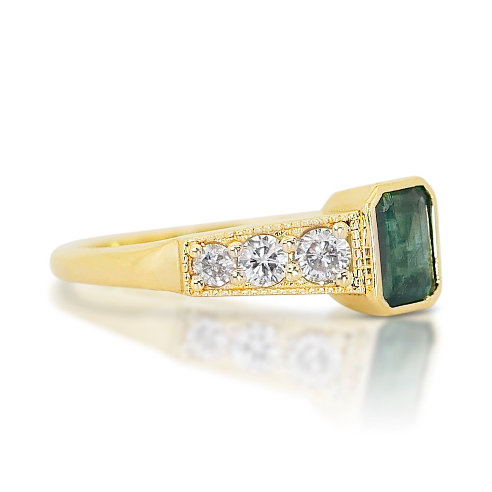 - 0.89 Total Carat Weight - - Ring - 14 kt. Yellow gold -  0.89 tw. Emerald - Diamond  #1.2