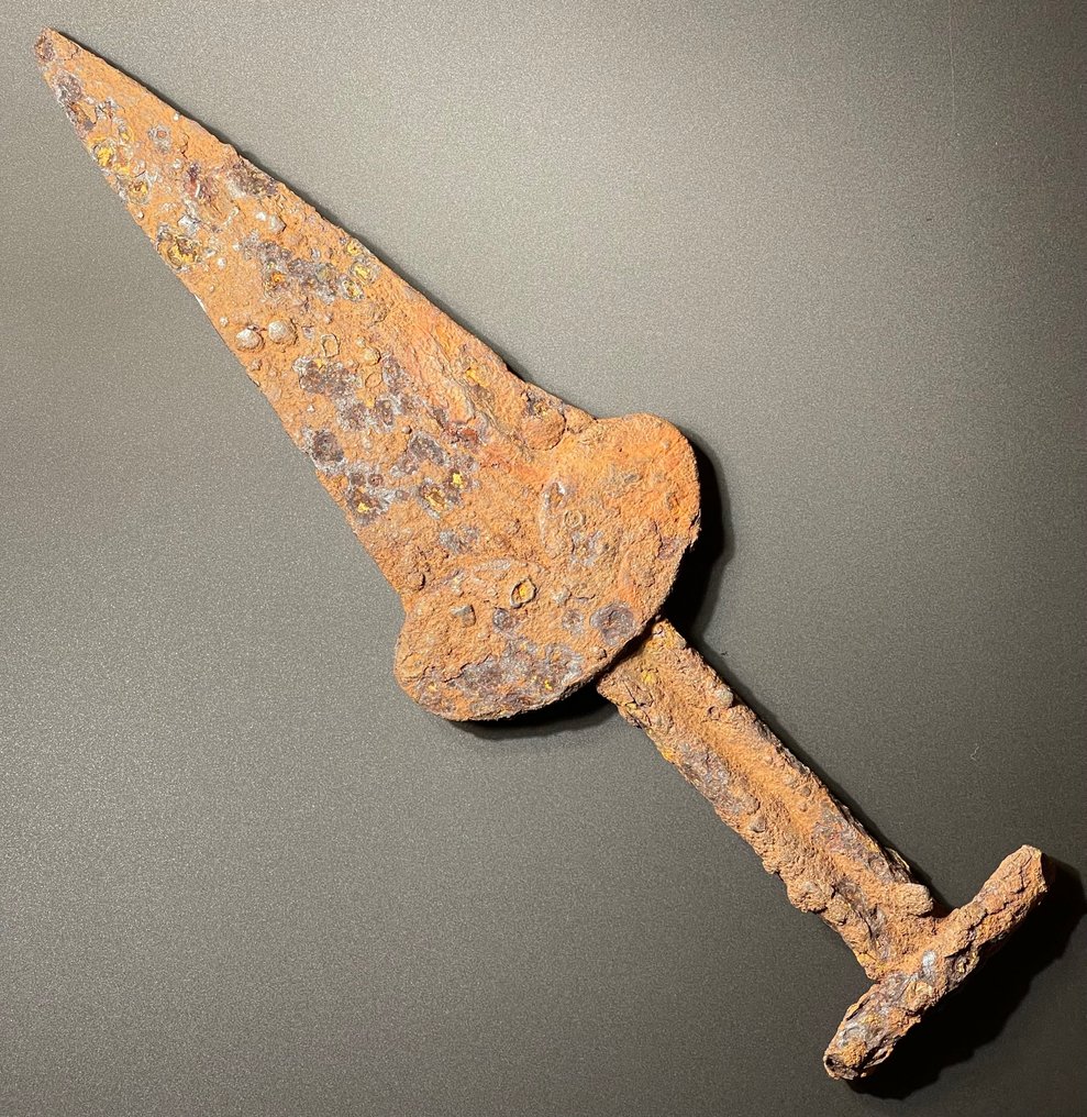 塞西亚 铁 著名的 Akinakes - 古典古代匕首 - 短剑。拥有奥地利出口许可证。 #1.1