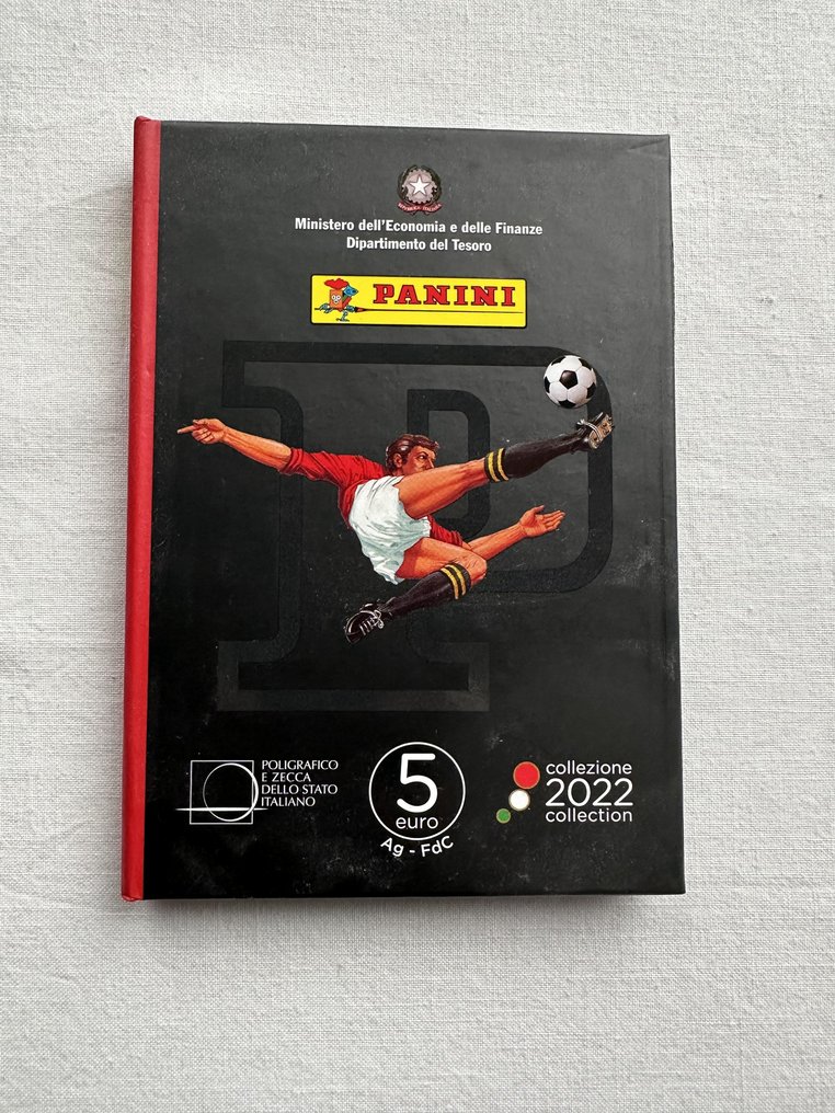 Italia. 5 Euro 2022 "Panini" Rood, Wit, Groen (3x) in cassette  (Fără preț de rezervă) #1.1