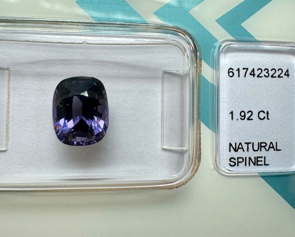 沒有保留價 紫色, 藍色 尖晶石  - 1.92 ct - 國際寶石學院（International Gemological Institute (IGI)） #2.1
