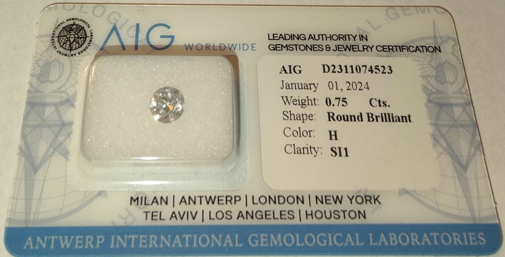 Bez ceny minimalnej
 - 1 pcs Diament  (Naturalny)  - 0.75 ct - H - SI1 (z nieznacznymi inkluzjami) - Antwerp International Gemological Laboratories (AIG Izrael) #3.1