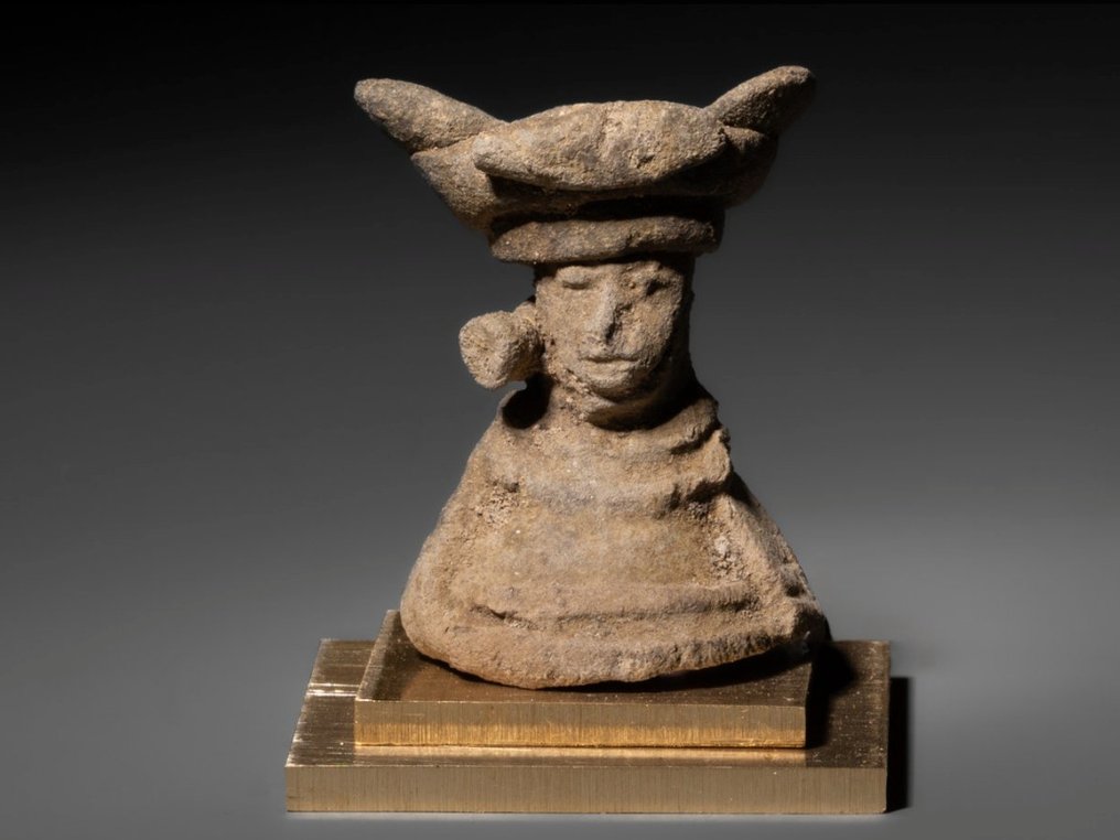 Teotihuacan, Mexique Terre cuite Figure, période classique, 200 - 700 après JC. 4 cm de hauteur. Licence d'importation espagnole. #1.1