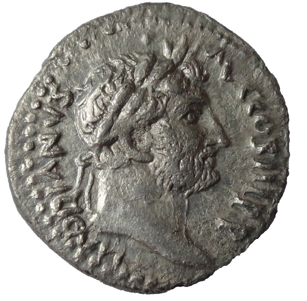 Rooman imperiumi. HADRIAN (117-138) Uncertain eastern mint.Rare!. Denarius #1.2