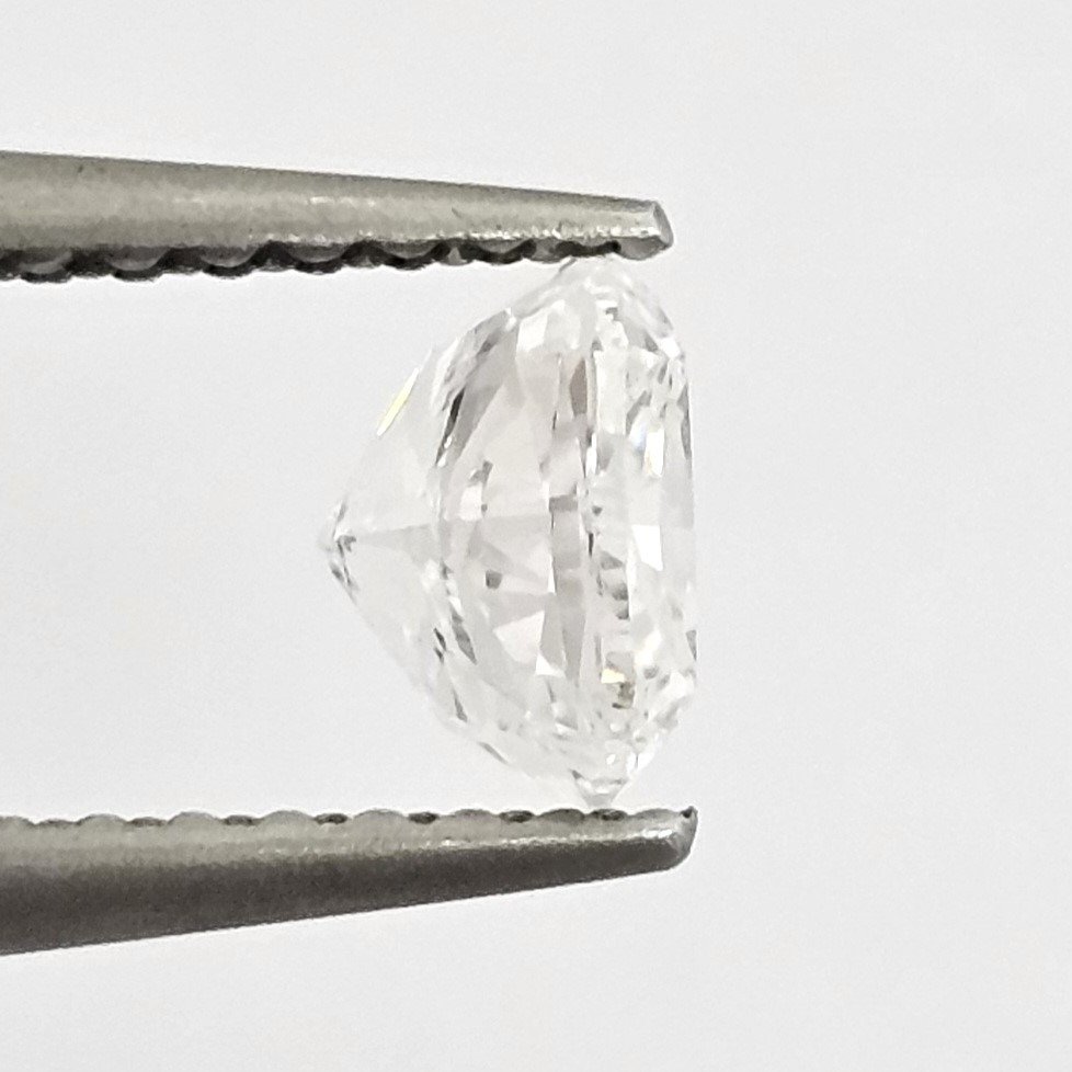 Diamante - 0.70 ct - Almofada - F - VVS2 #3.2