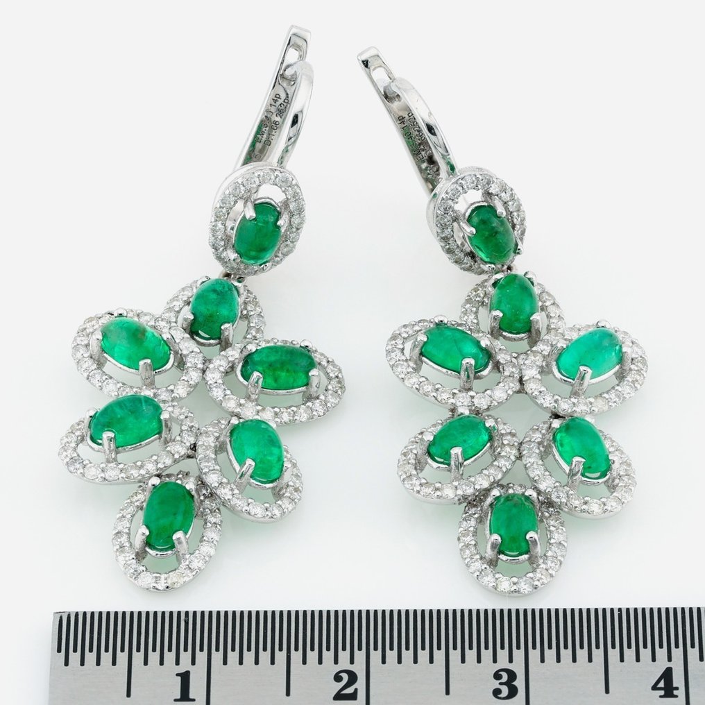 (ALGT Certified) - Emerald (3.40) Cts (14) Pcs Diamond (1.66) Cts (252) Pcs - Earrings - 14 kt. White gold #2.1