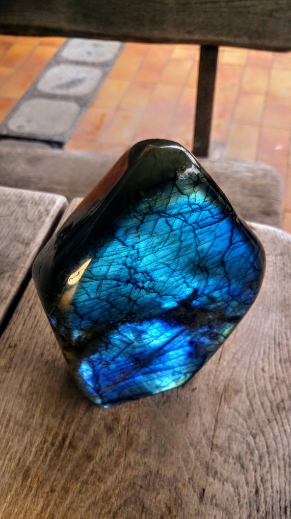 拉長石 - 亮綠松石 - 藍色 - 自由形式 - 高度: 18 cm - 闊度: 13 cm- 2666 g #1.2