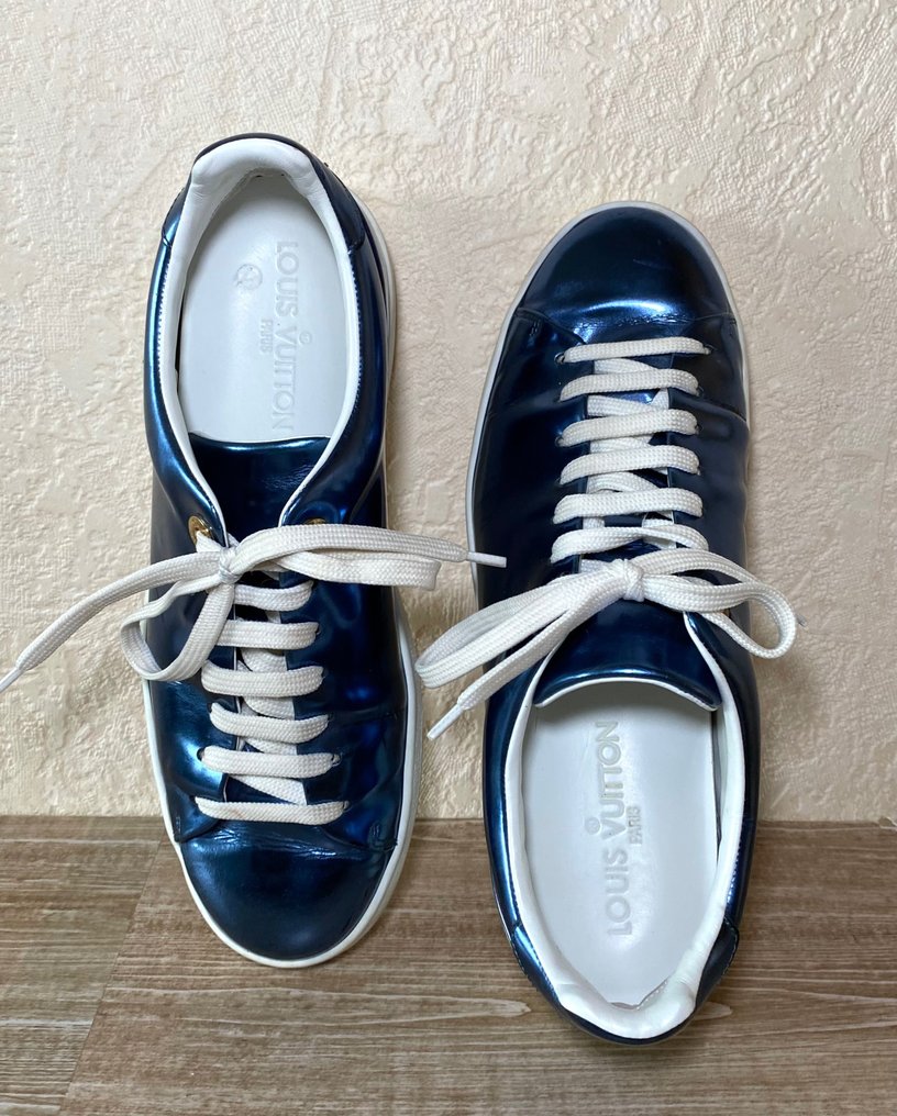 Louis Vuitton - Low Sneaker - Größe: Shoes / EU 38 #2.1