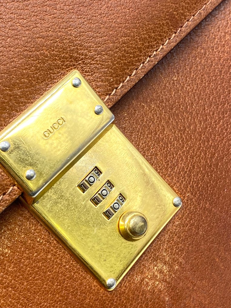 Gucci - Üzleti táska #2.2
